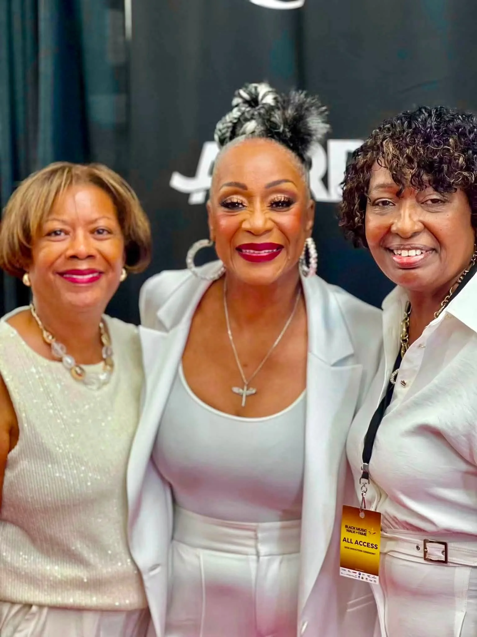  Regina Belle, makeup by Chenese 