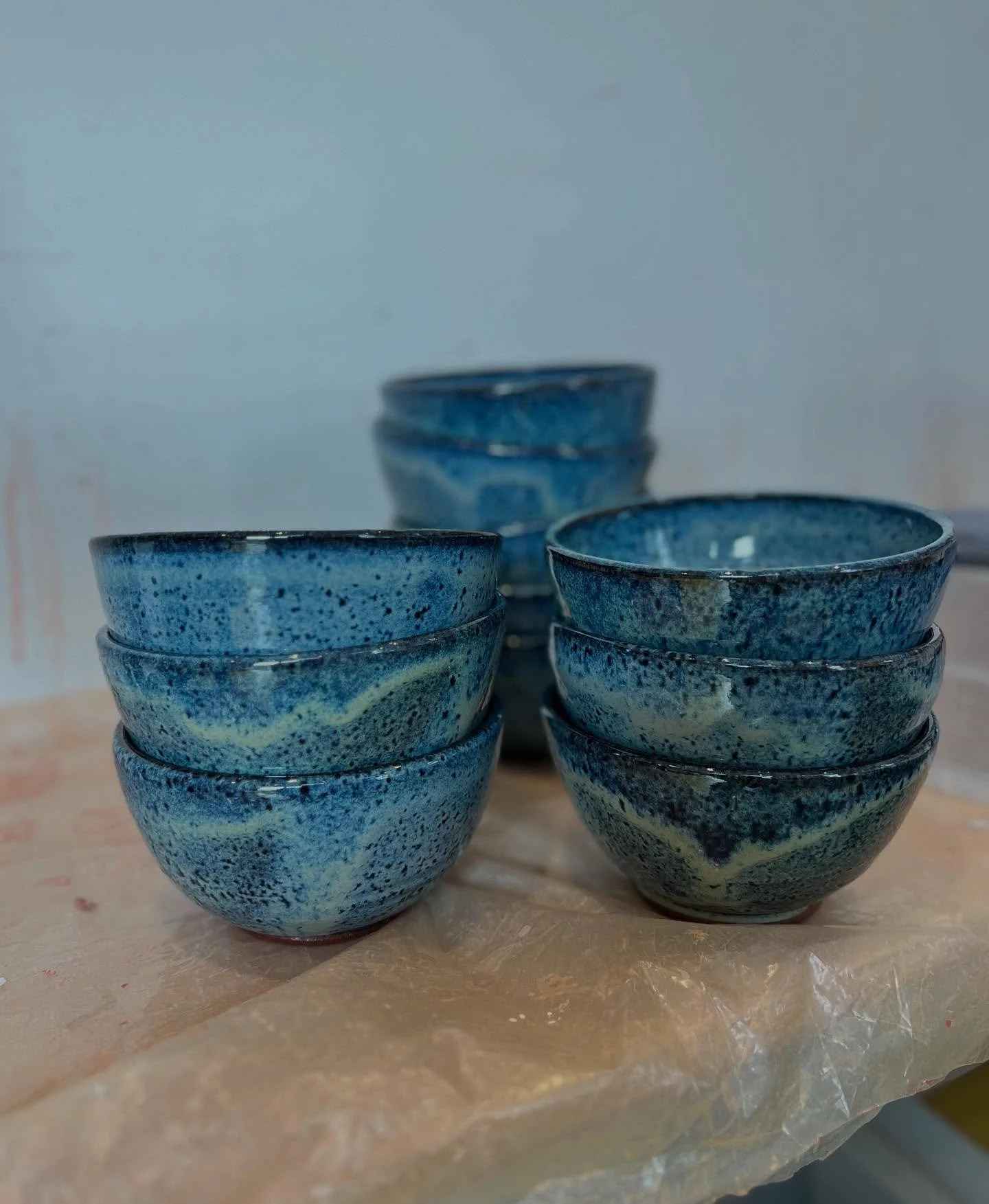 Successfully made 11 similar bowls with another 11 on the way! I&rsquo;m proud of this accomplishment. They are for my friend&rsquo;s Chili cook off event happening at the end of the month. 17 are already spoken for so 🤞 the next batch comes out jus