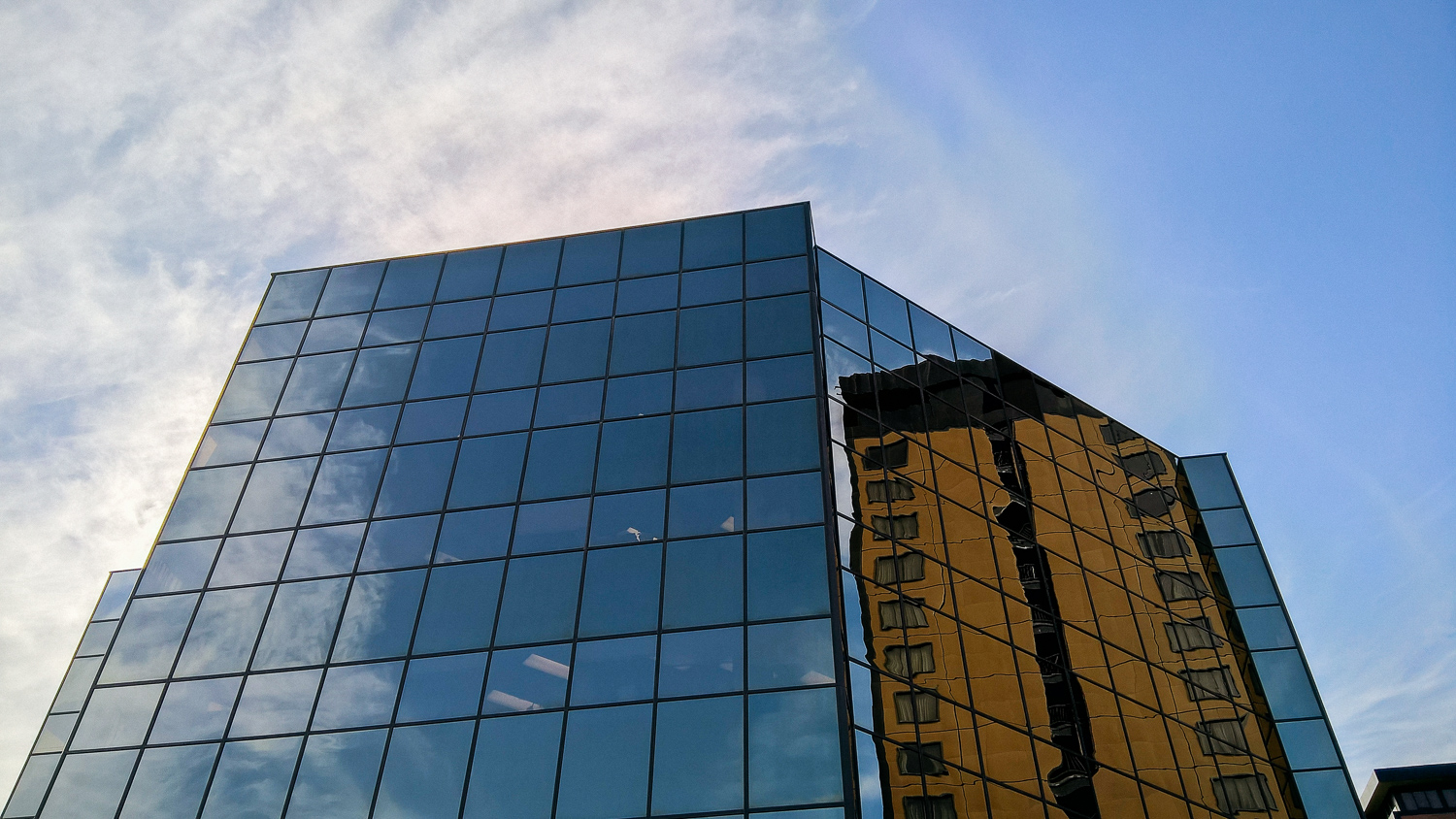 The first night we got a chance to explore the city of Anchorage, which is a rad city. (Shot with the Nokia Lumia 640 XL)