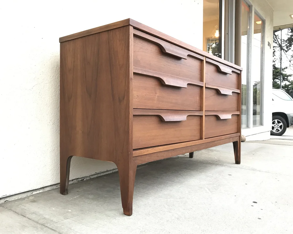 Johnson Carper Dresser / Credenza  dunepad