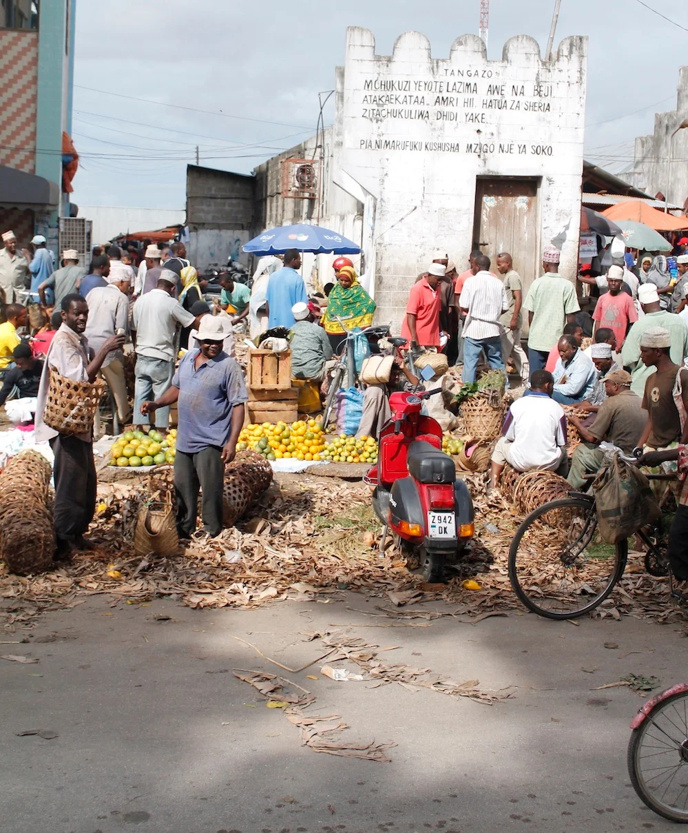 Potential mobile payment adopters included sellers at the market and informal workers.