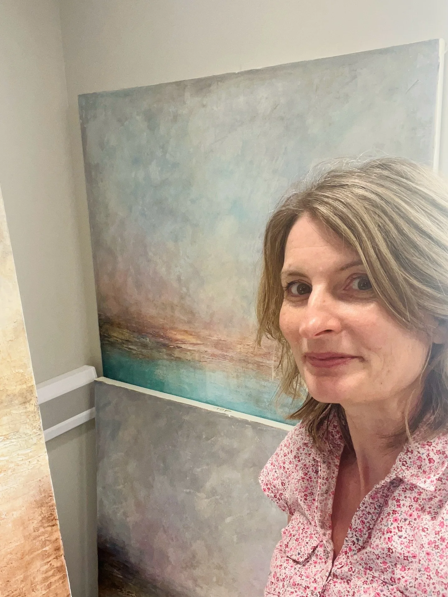 Highlights of August 🎨🌿

#artist #northernirishartist #natureartist #causewaycoast #glensofantrim #nature #fineartist #seascapes #atmosphericlandscape #discoverni #discovernorthernireland #art #artcollector #bushmillsart #artistlife #causewaycoasta