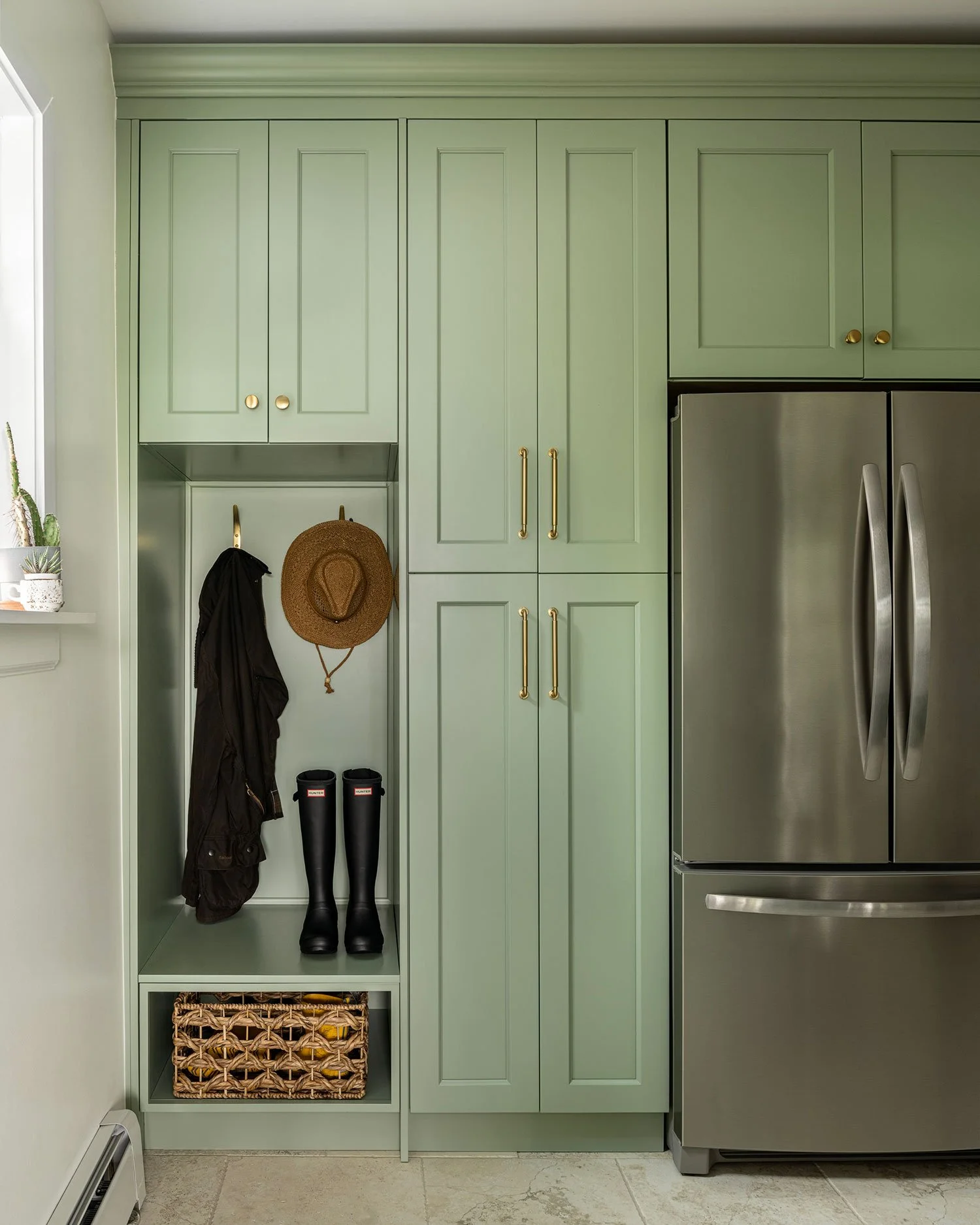 Built-in kitchen drop zone area.