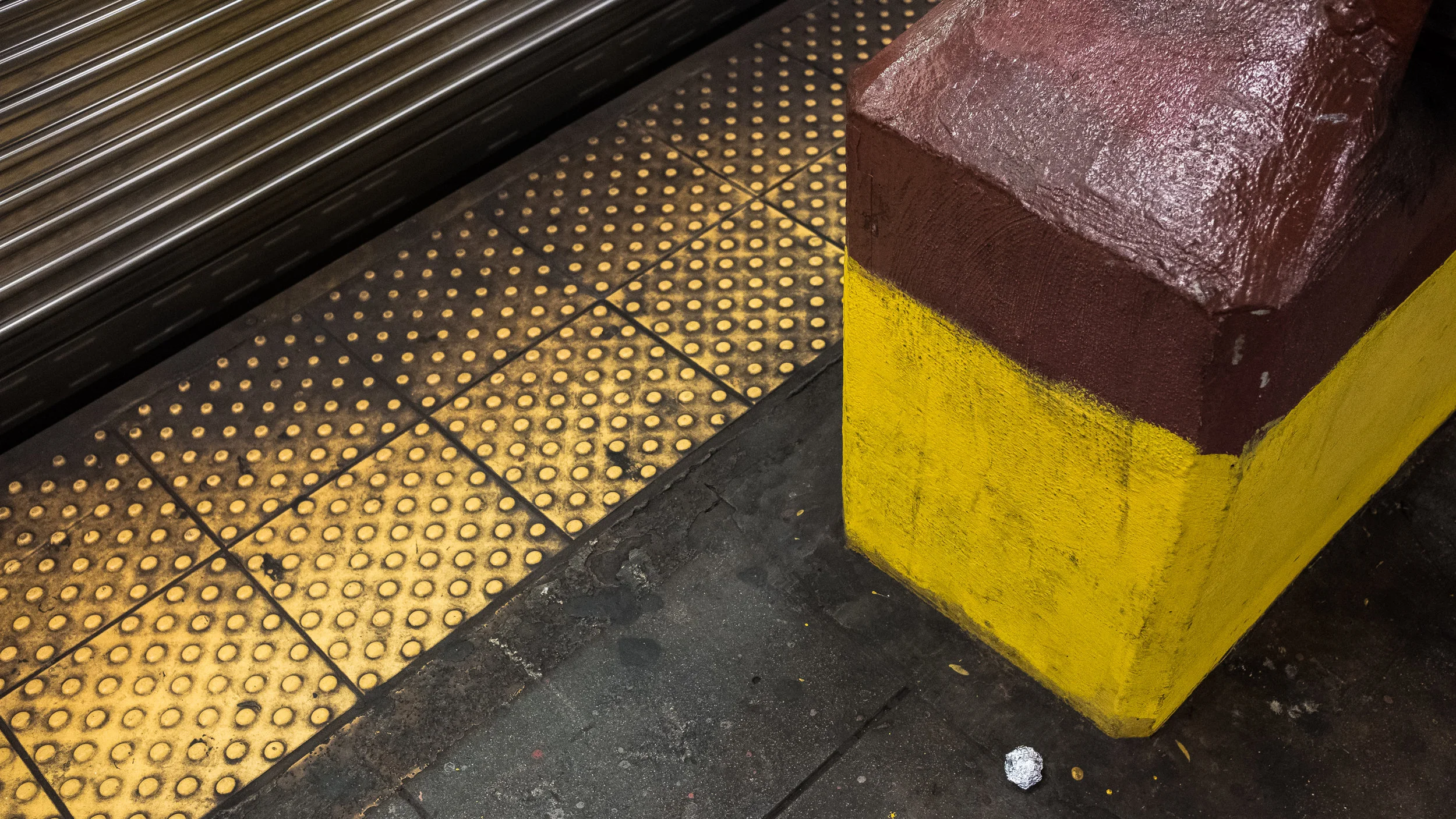 J and Z trains. Bowery