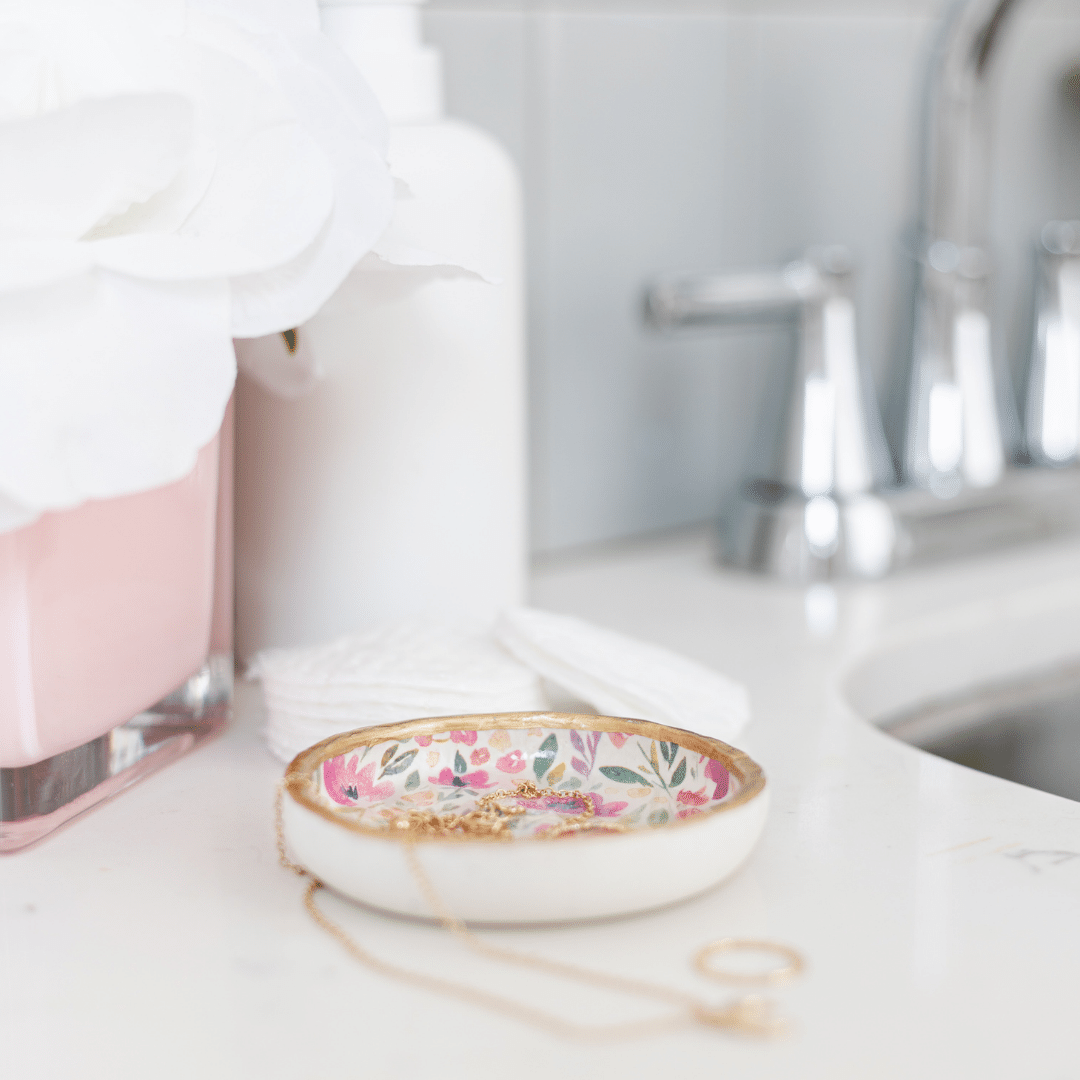 Floral side view of ring dish.png