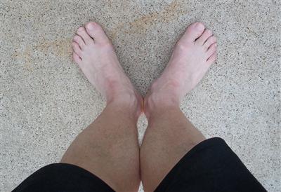Which is worse: duck face or duck feet?