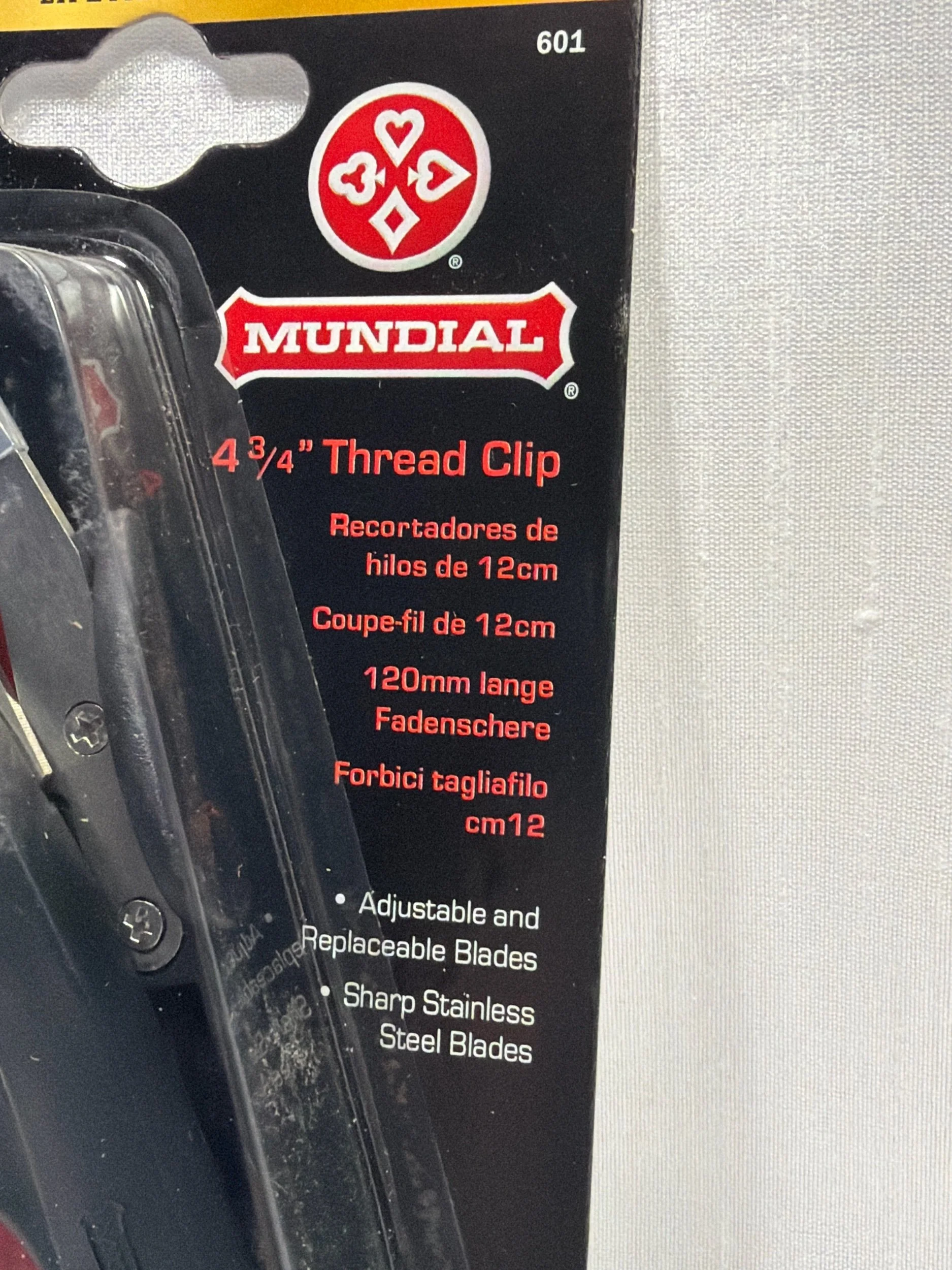 Mundial Thread Clip for sewing quilting and crafts. A must have in every crafters room