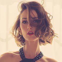 Emmerald - Fellow model, elegance and beauty abound <3 
