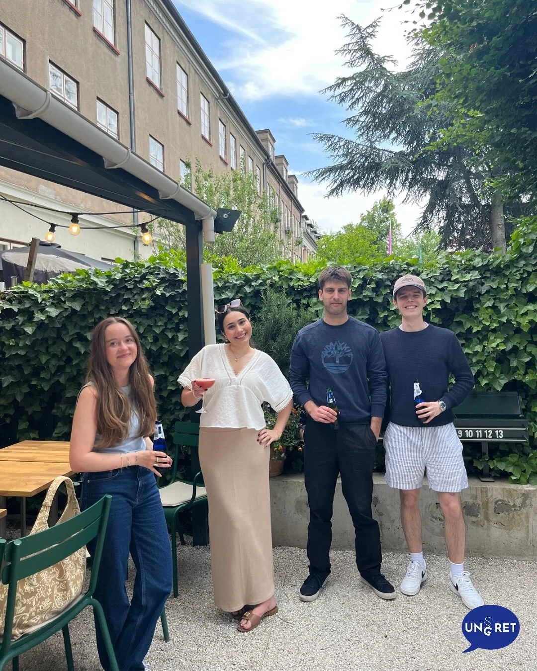 For et par uger siden var vi ude og spille petanque og rundede selvf&oslash;lgelig dagen af med is i Frederiksberg Have 🍦🌳

Hos UNG RET v&aelig;rner vi om det st&aelig;rke f&aelig;llesskab &ndash; b&aring;de i vores r&aring;dgivning og n&aring;r vi