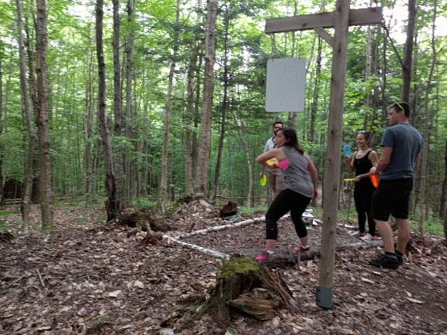 Frisbee golf