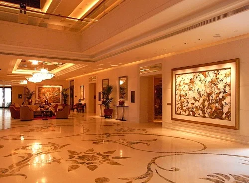 St Regis - wikimedia