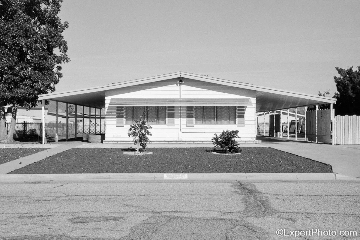 Acacia Avenue Mobile Home in Hemet