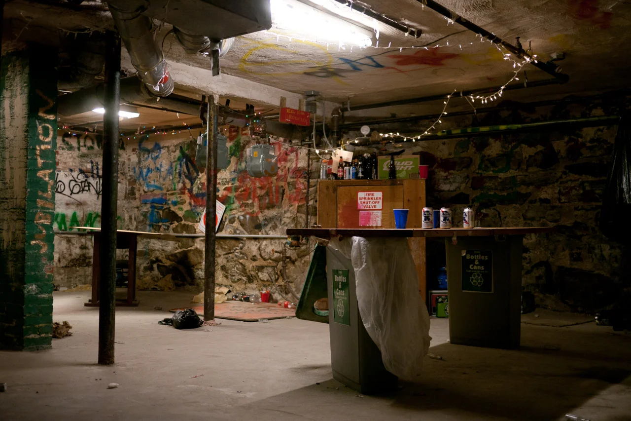 Relay Flip Cup, Basement Stage