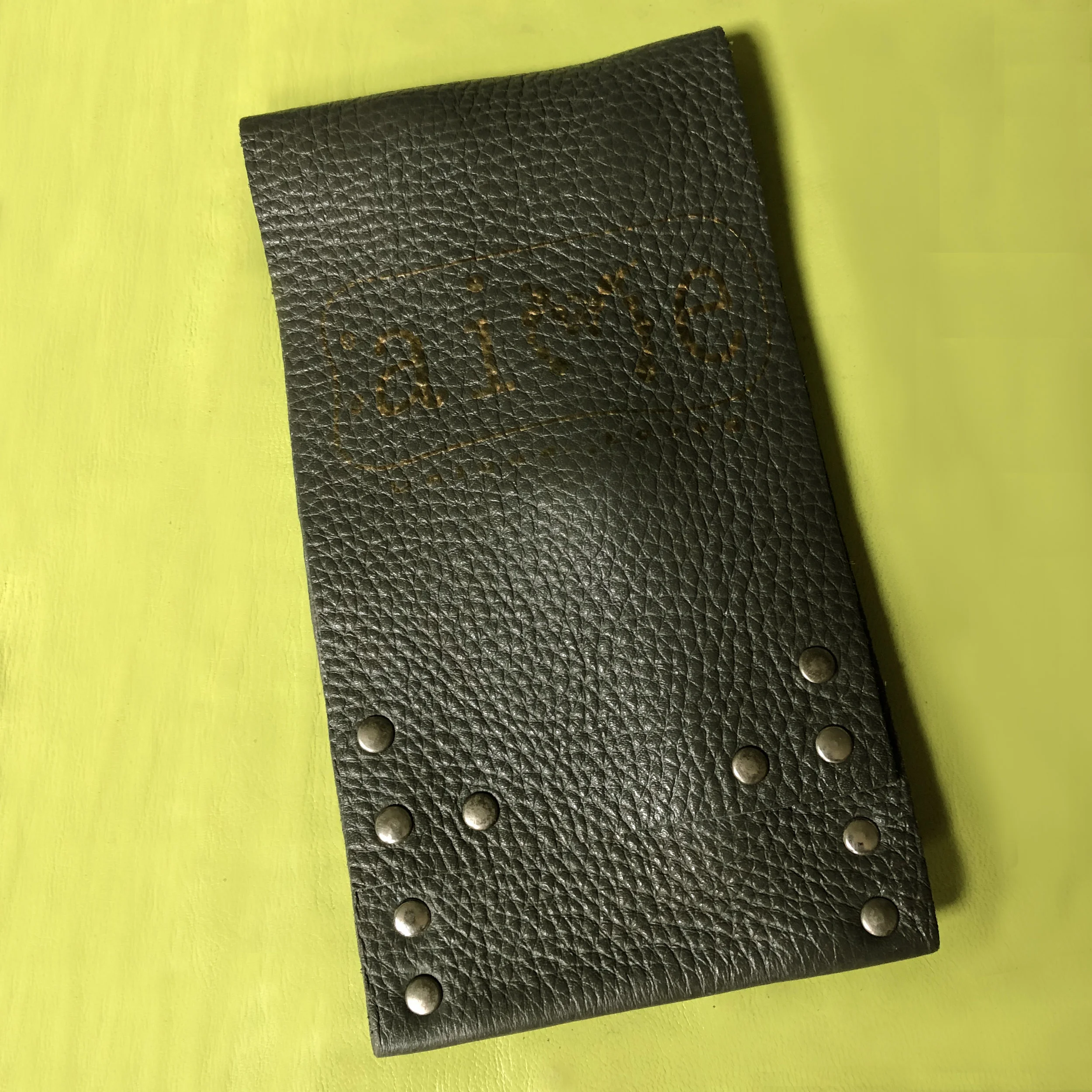 Scissor case