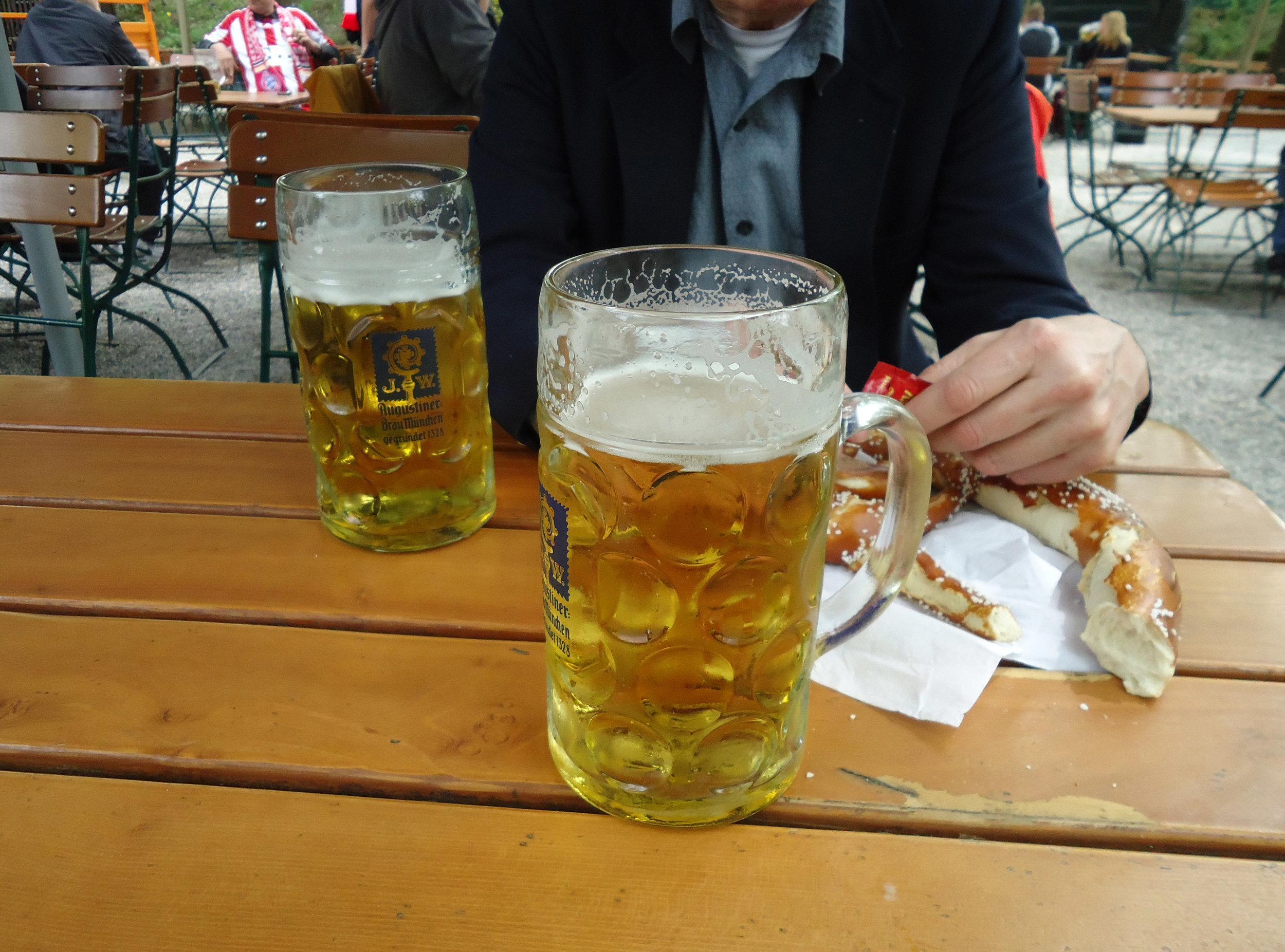 giant beers.jpg