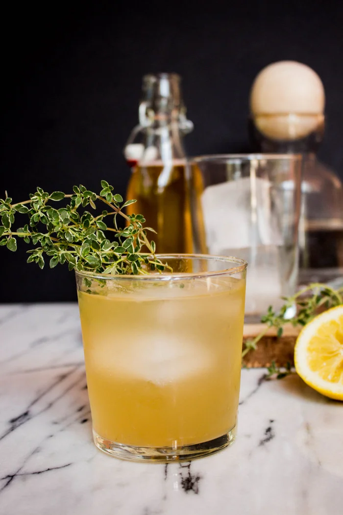 Kombucha Thyme Cocktail 