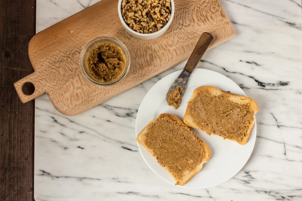 Honey-Vanilla Roasted Walnut Butter 