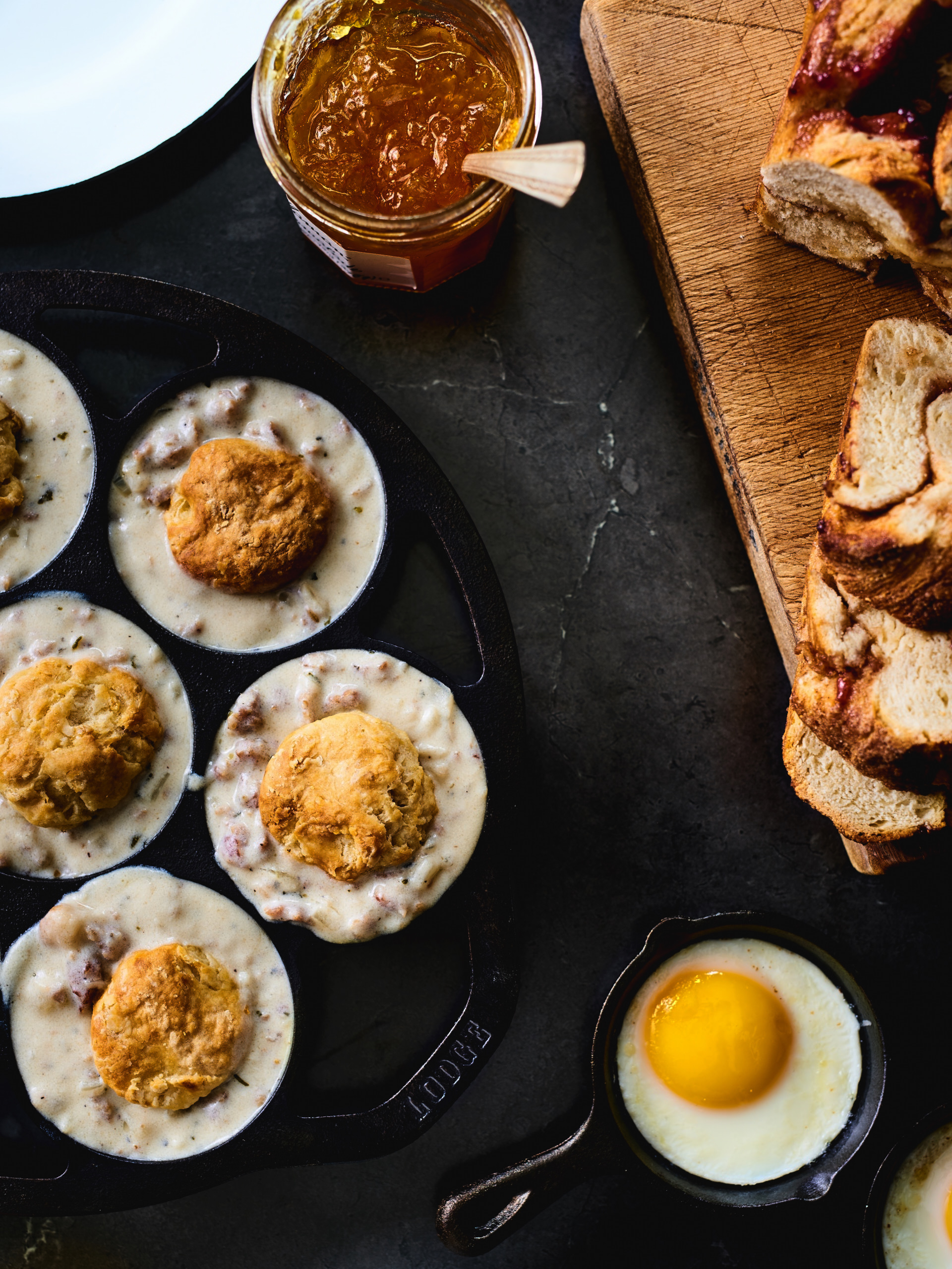 Breakfast Sundays with Lodge Cast Iron Buttermilk Biscuits with Maple