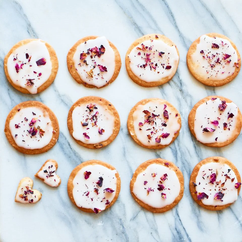 The Cake To Try This Valentines Day + The Shoes You Need To Buy