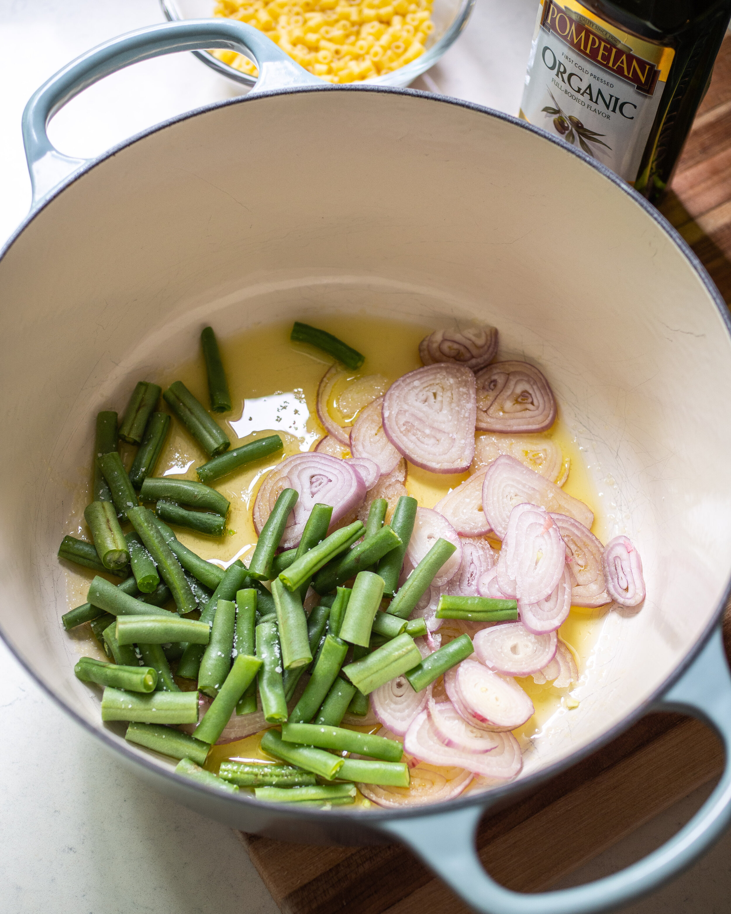 summer minestrone with pesto  (4 of 1).jpg