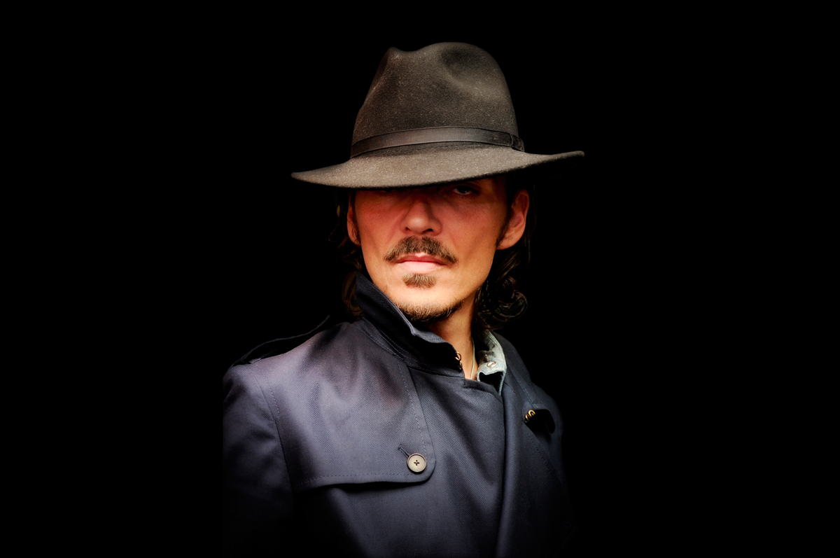 Matthew Williamson by Oleg Tolstoy-8.jpg