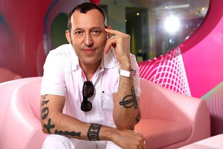 Karim-Rashid-102092.XL.jpeg