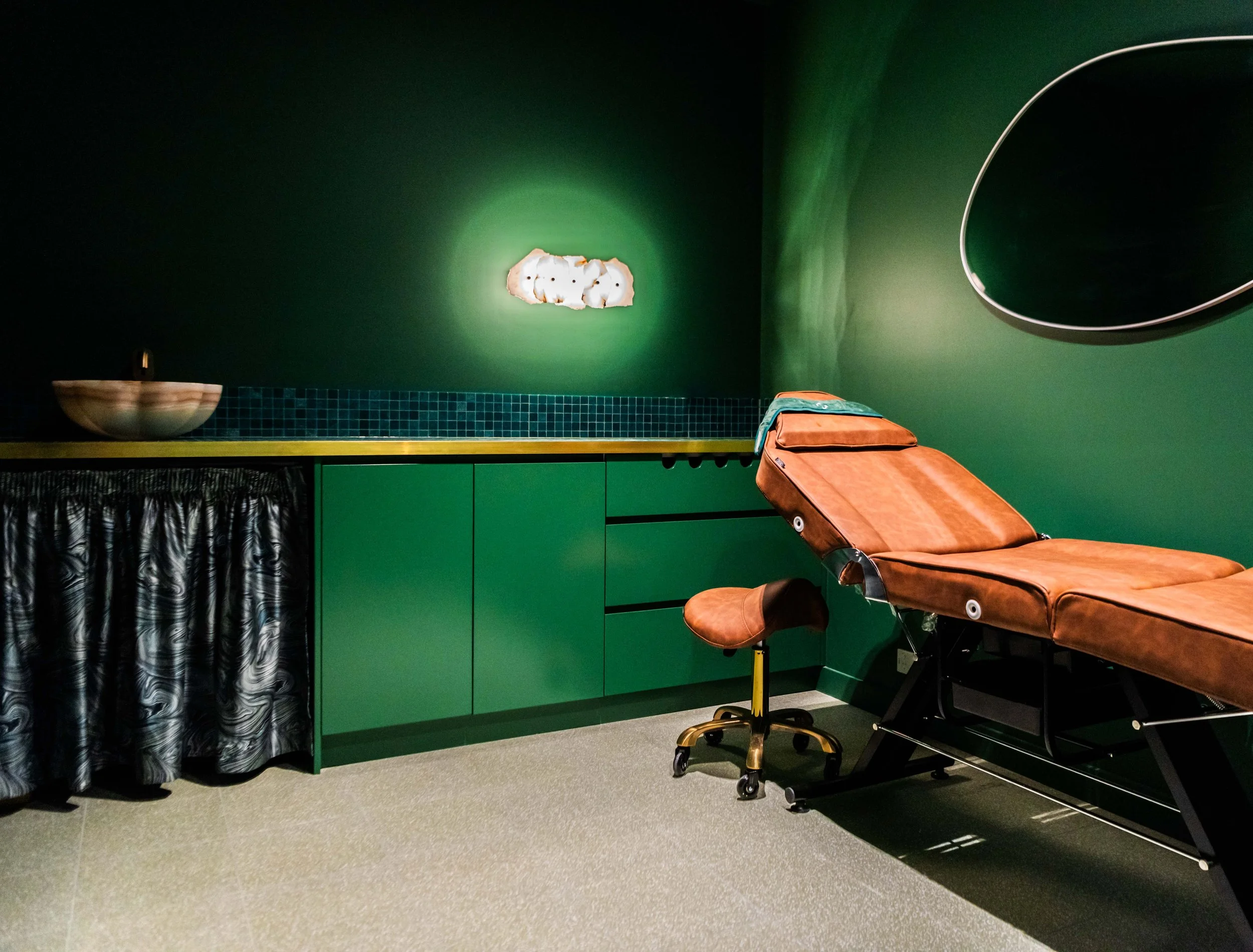 _CAR2035-Edit WEB.JPG