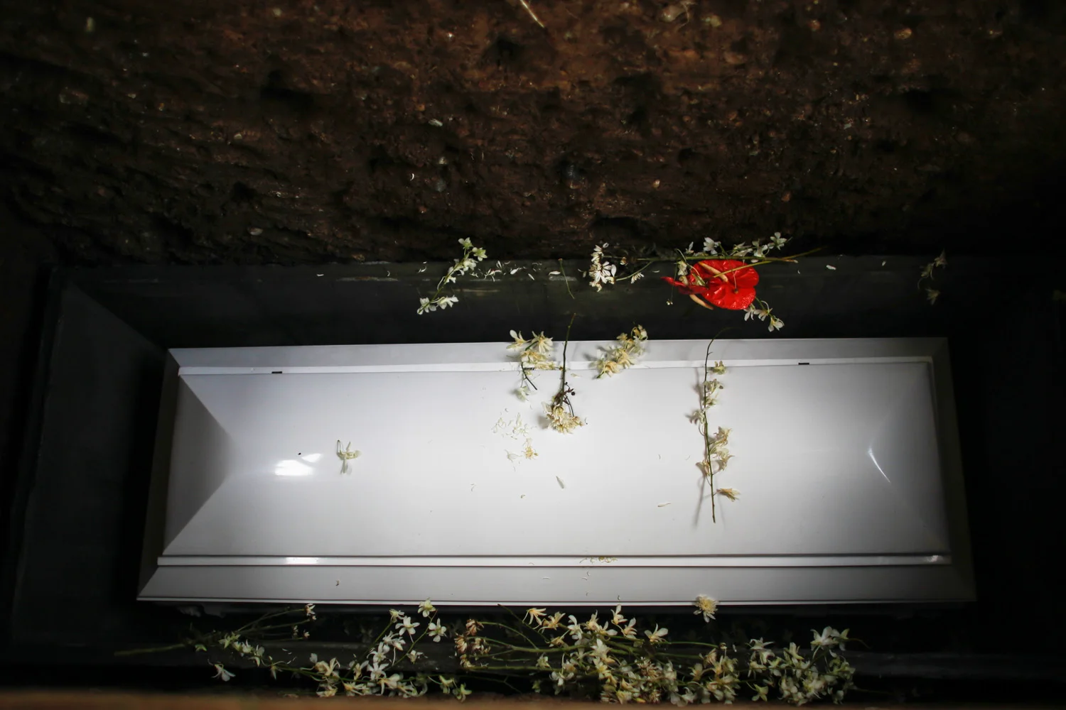 20130609-Sallymar-Funeral-00002341-Edit_2013_ForWeb.jpg
