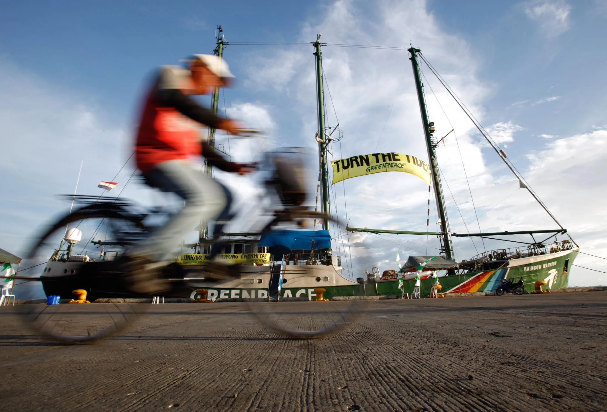Greenpeace11037B_2010_ForWeb.jpg