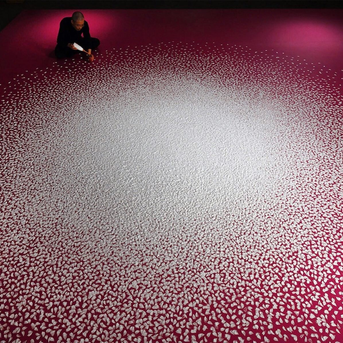 - さくらしべふる (Sakurashibefuru) [late spring]
: #art / #salt #installation: #motoiyamamoto 
:
: [@yamamotomotoi]
:
: at setouchi museum of art [#japan] 
:
:
:
#memory #space #time #invisible #visible #breathe #ephemeral #life #death #existential #earth #
