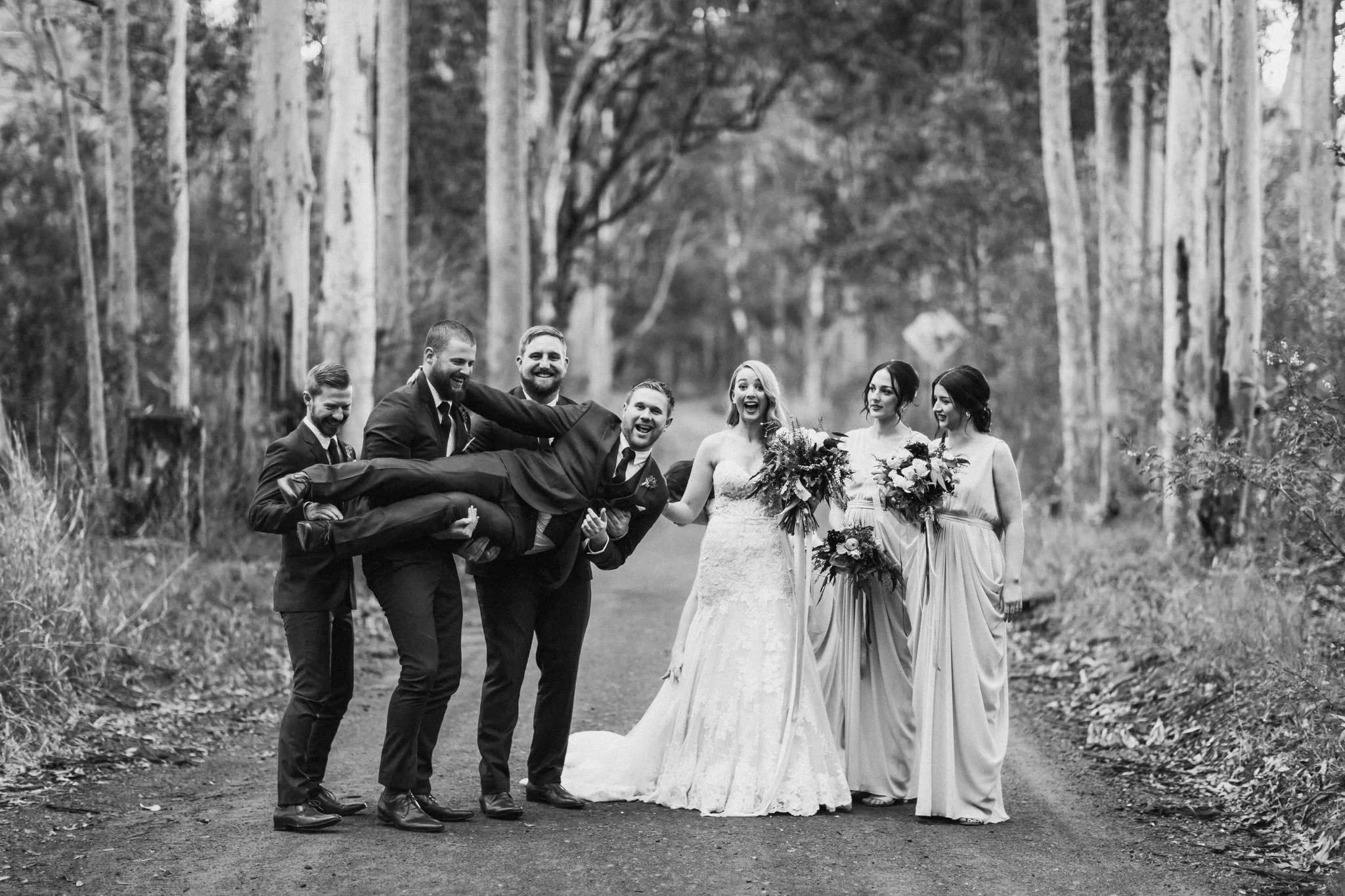 WeddingPhotos_Facebook_2048pixels-1076.jpg