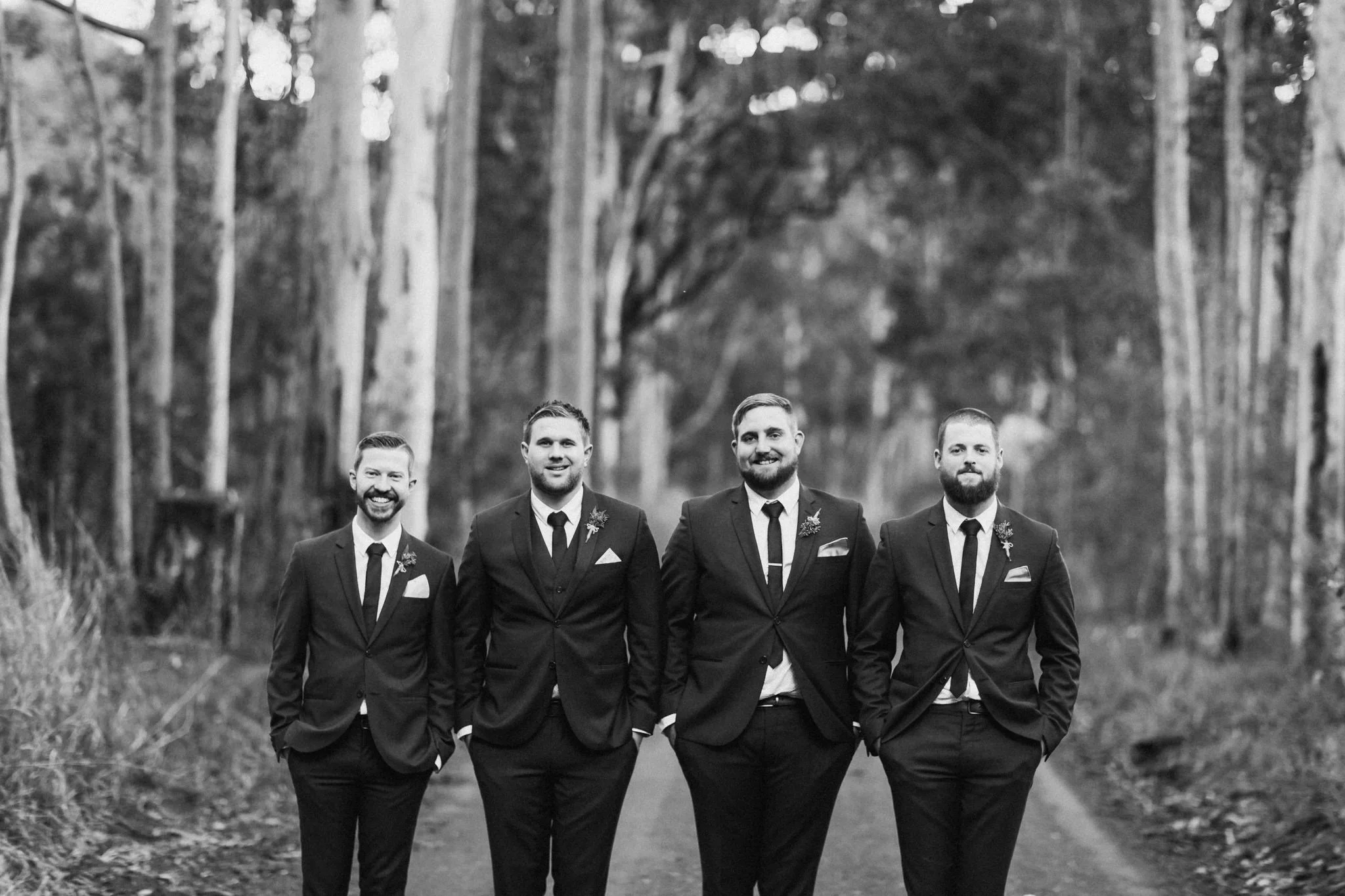 WeddingPhotos_Facebook_2048pixels-1084.jpg