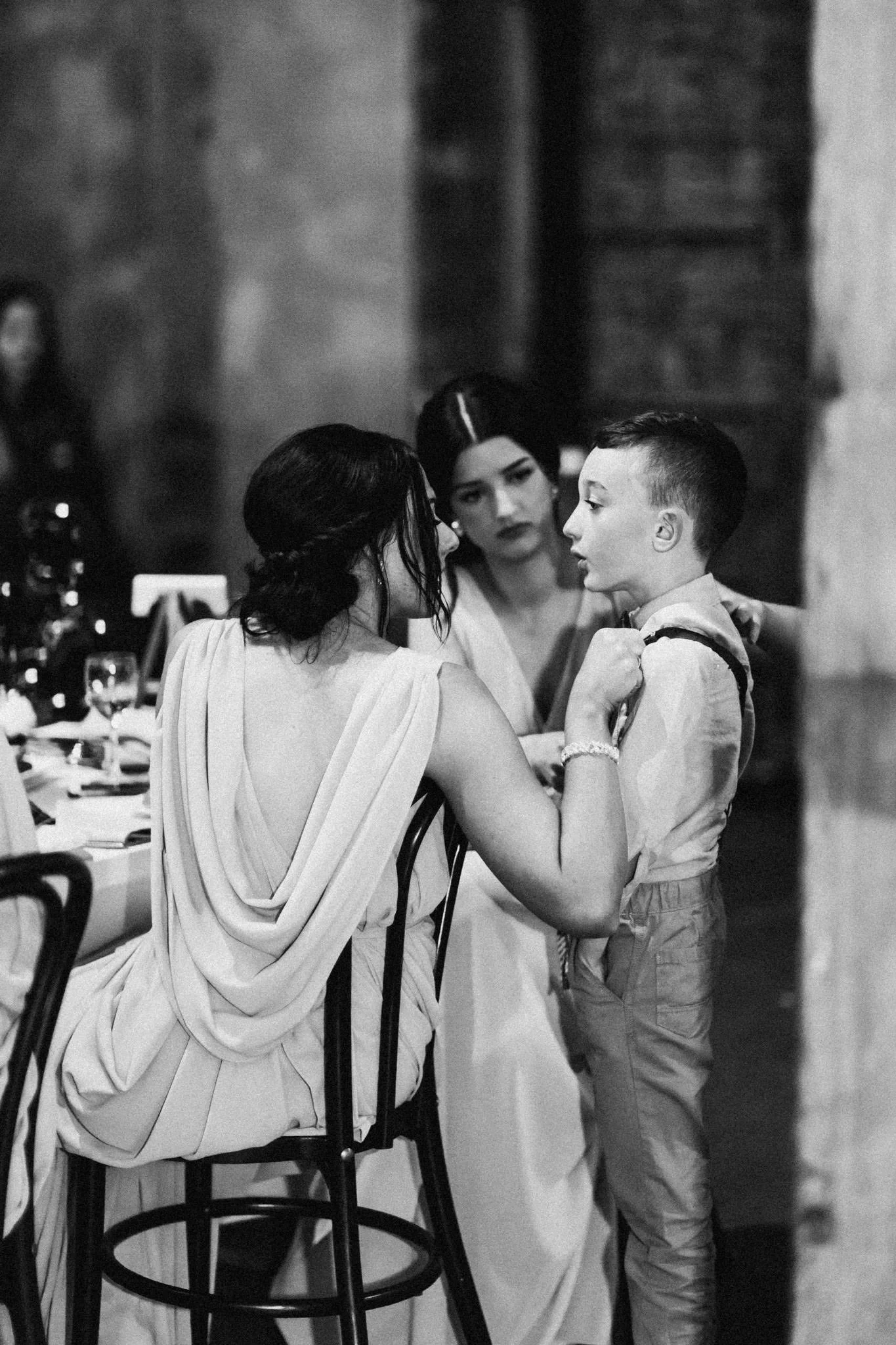 WeddingPhotos_Facebook_2048pixels-1120.jpg