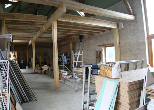 Phase 2 already well underway in the Gabillou barn