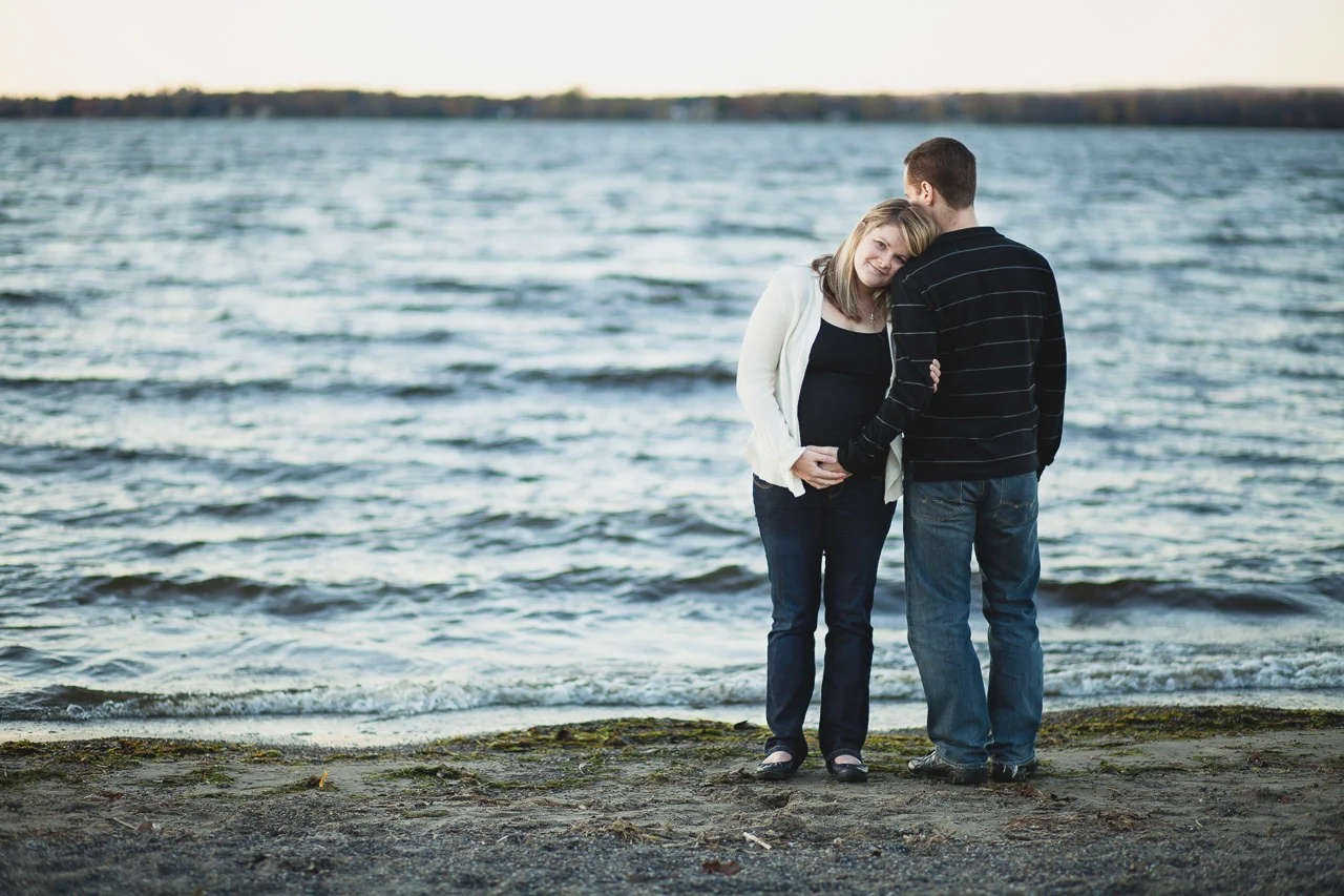 Jonathan-Kuhn-Photography-Daria-Maternity-Ottawa-Maternity-Britania-Beach-9745-19.jpg