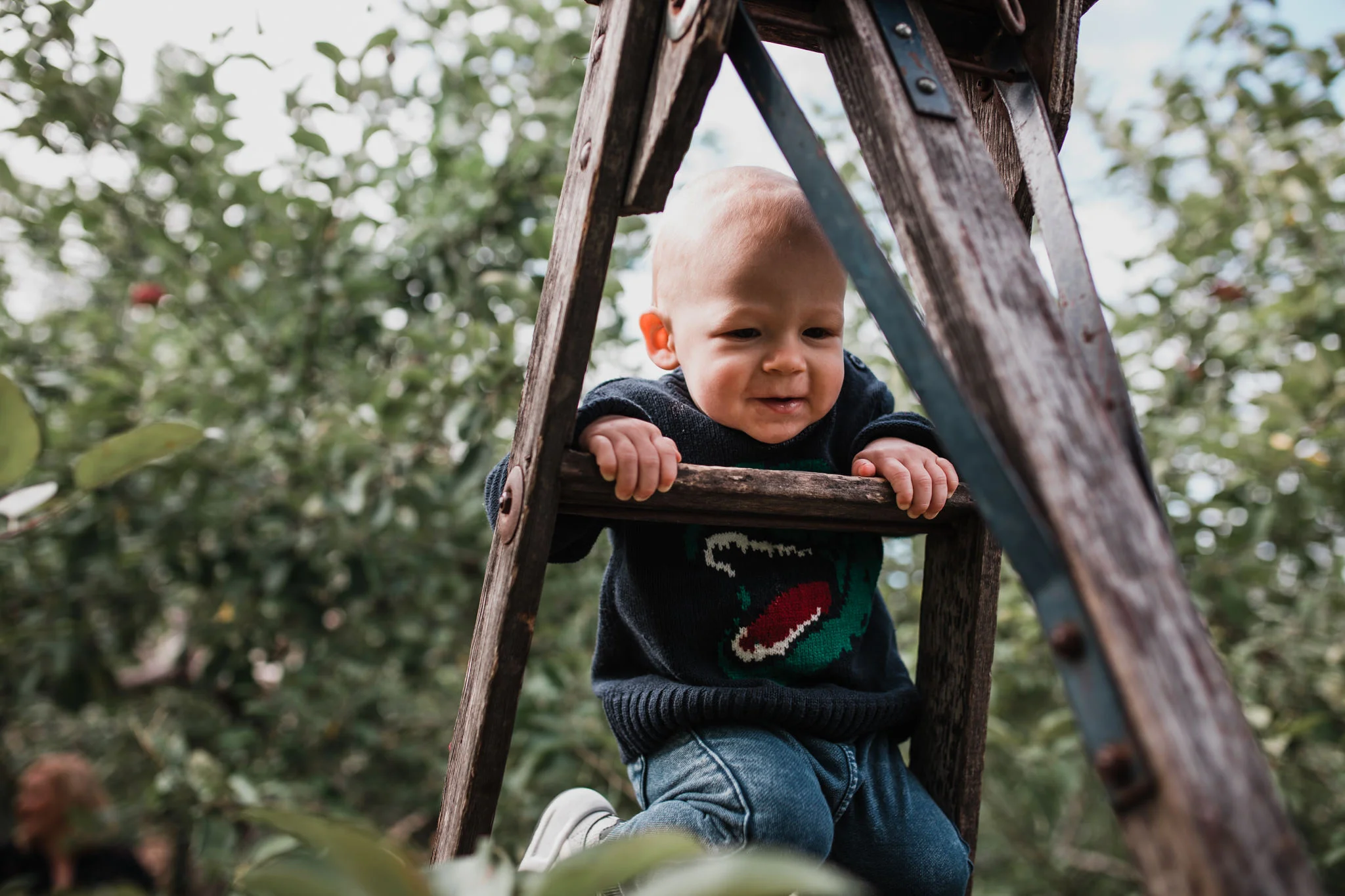 080-WEB-Jonathan-Kuhn-Photography-Elish-Nate-AppleOrchard-6854.jpg