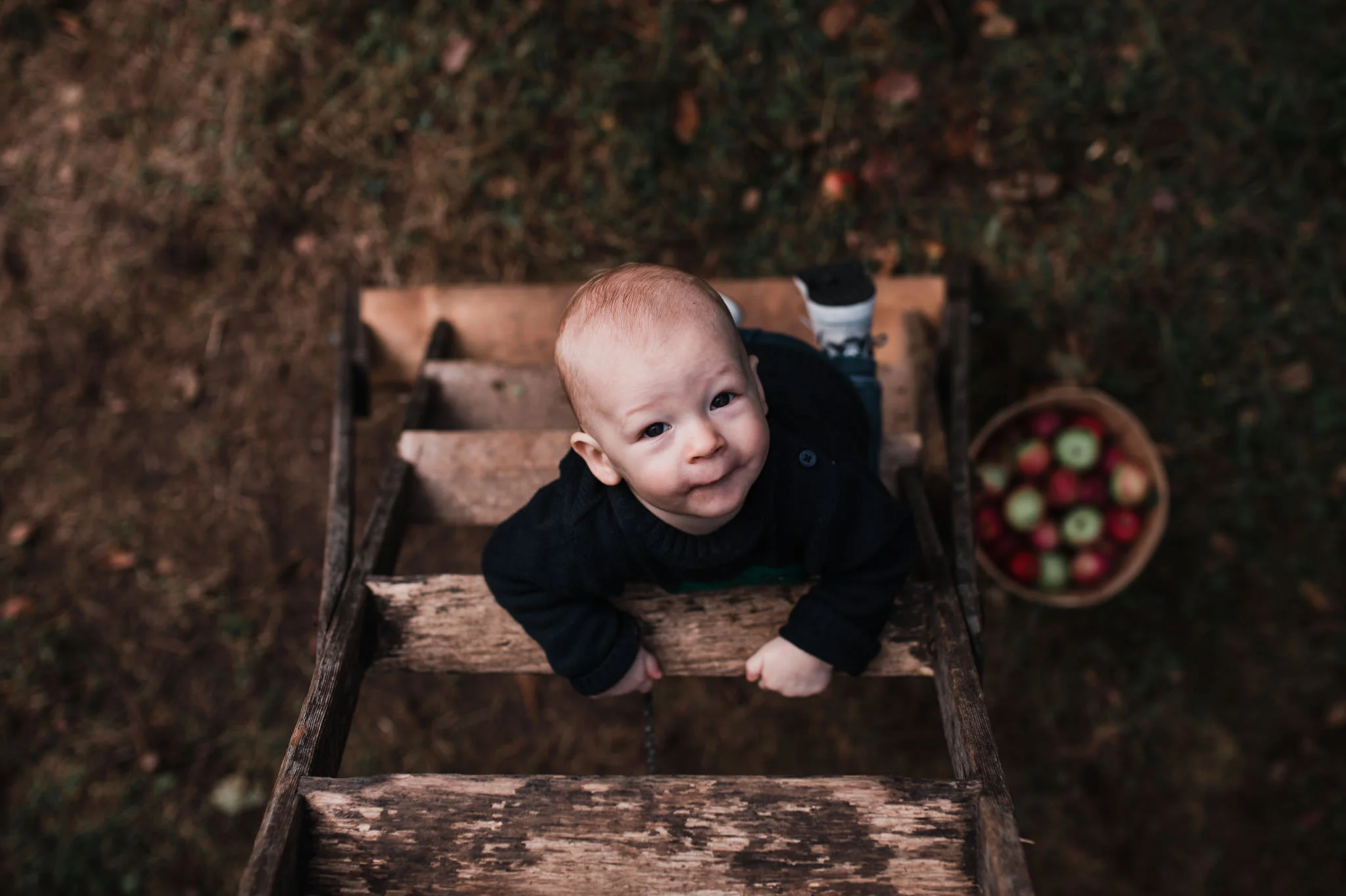 089-WEB-Jonathan-Kuhn-Photography-Elish-Nate-AppleOrchard-6900.jpg
