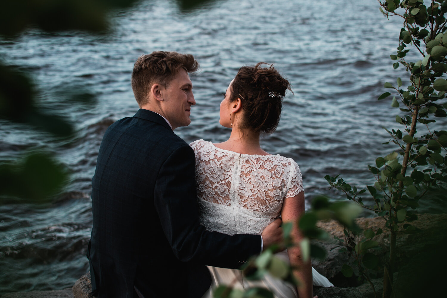 Simple, classic outdoorsy weddings in Ottawa 021.jpg