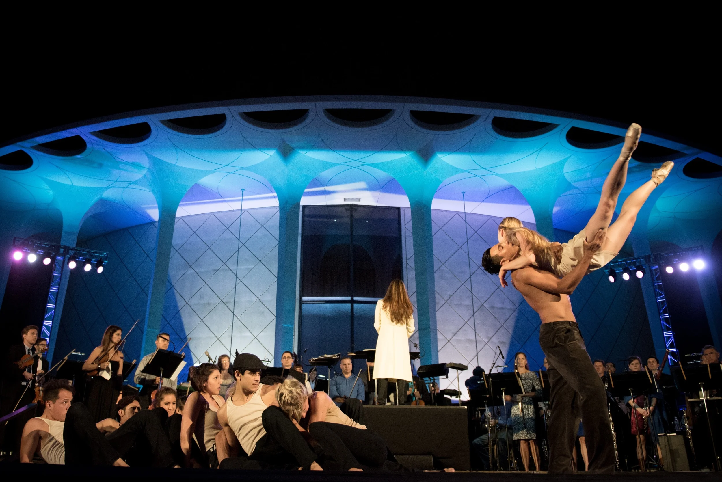 on the waterfront | muse/ique photo: ben gibbs