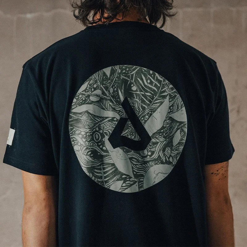 anuell-jr-forrest-t-shirt-black.jpg