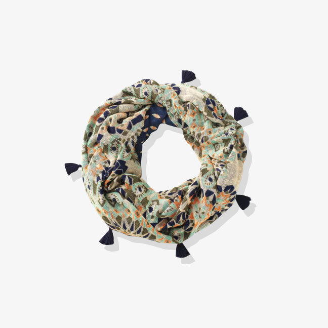 Mosaic-Scarf-on-Blush.jpg