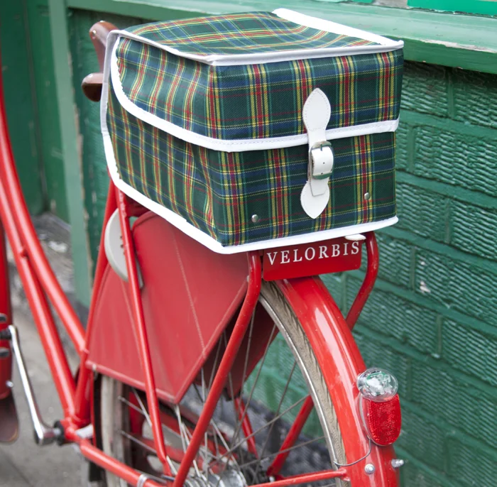 The Vintage Box bag, by "The Bicycle Muse" comes in 3 colors and is available from the U.K. for £44.99.