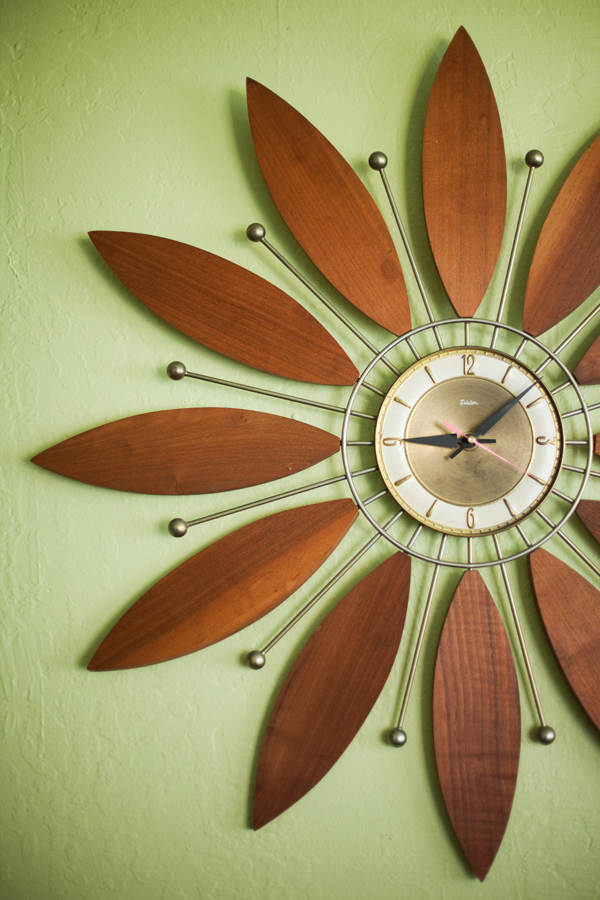 Vintage wood flower clock via 