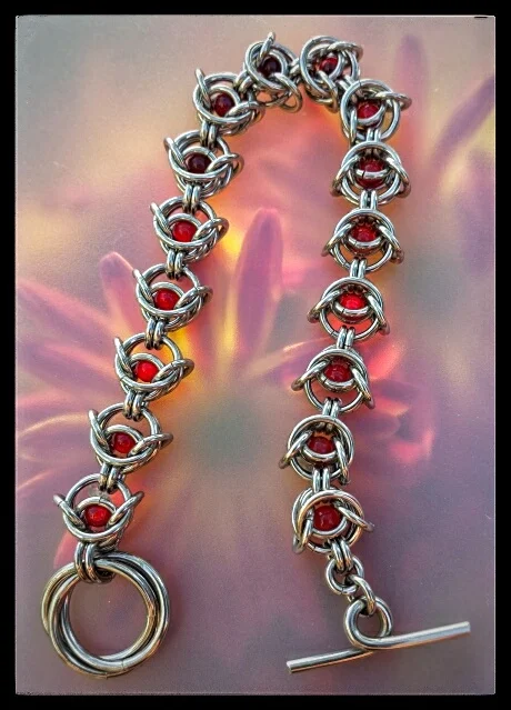 Torusphere® Lotusflower Weave Bracelet in Red