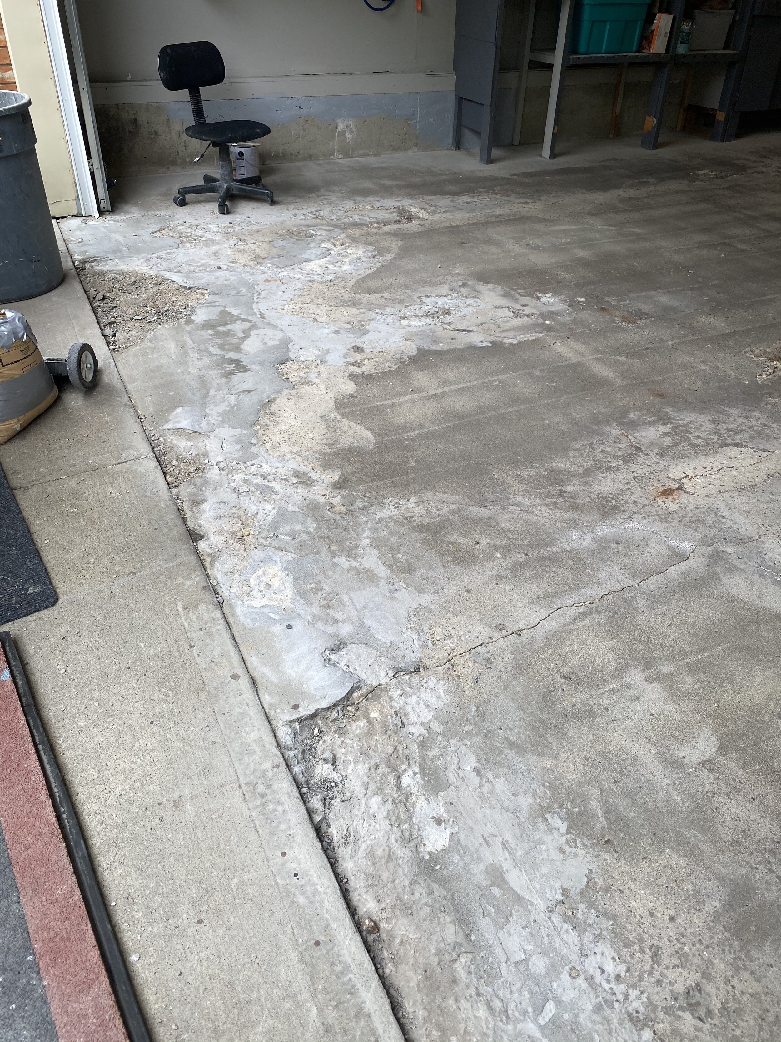 Garage Concrete Repair 