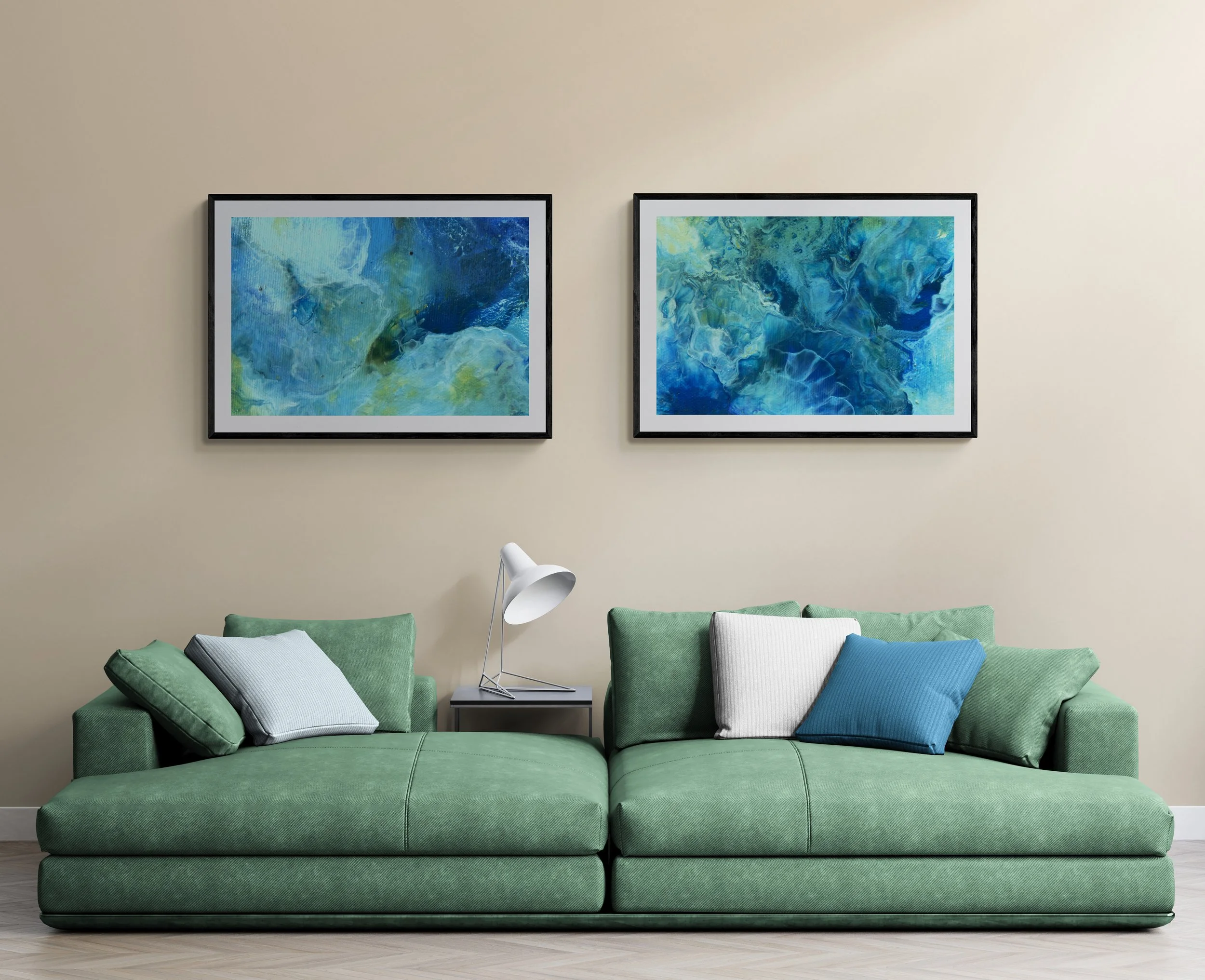 Living_room_with_modern_sofa_and_lamp (1).jpg