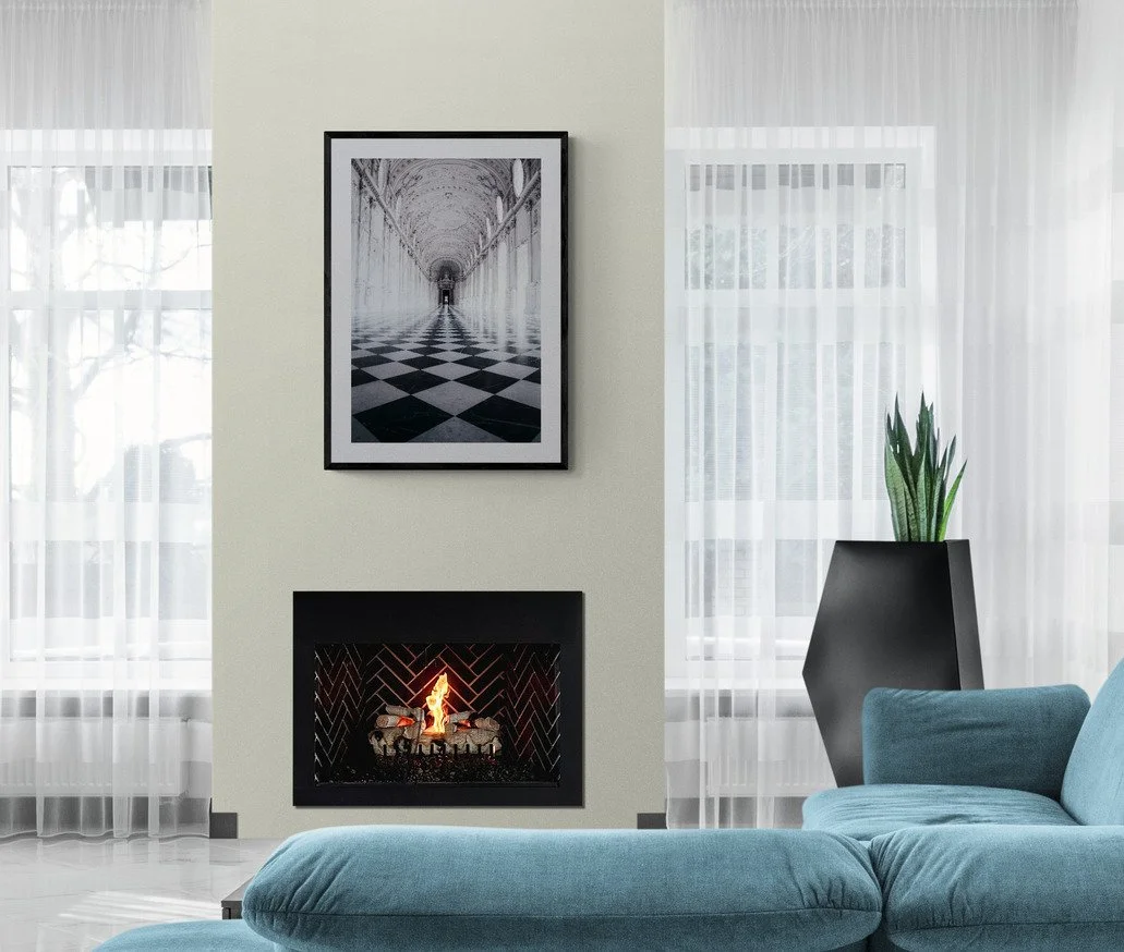 Living_room_with_vertical_feature_wall.jpg