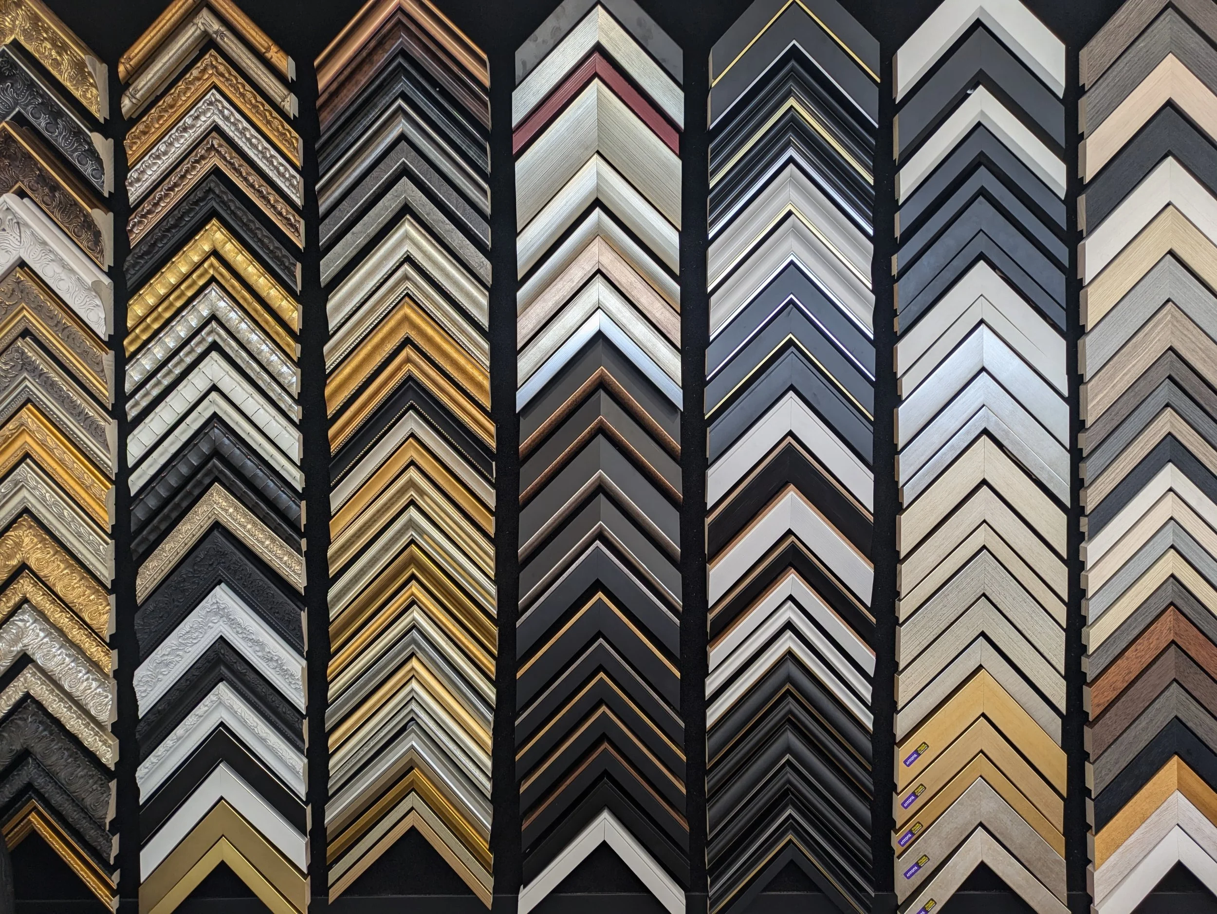 CUSTOM FRAMING 