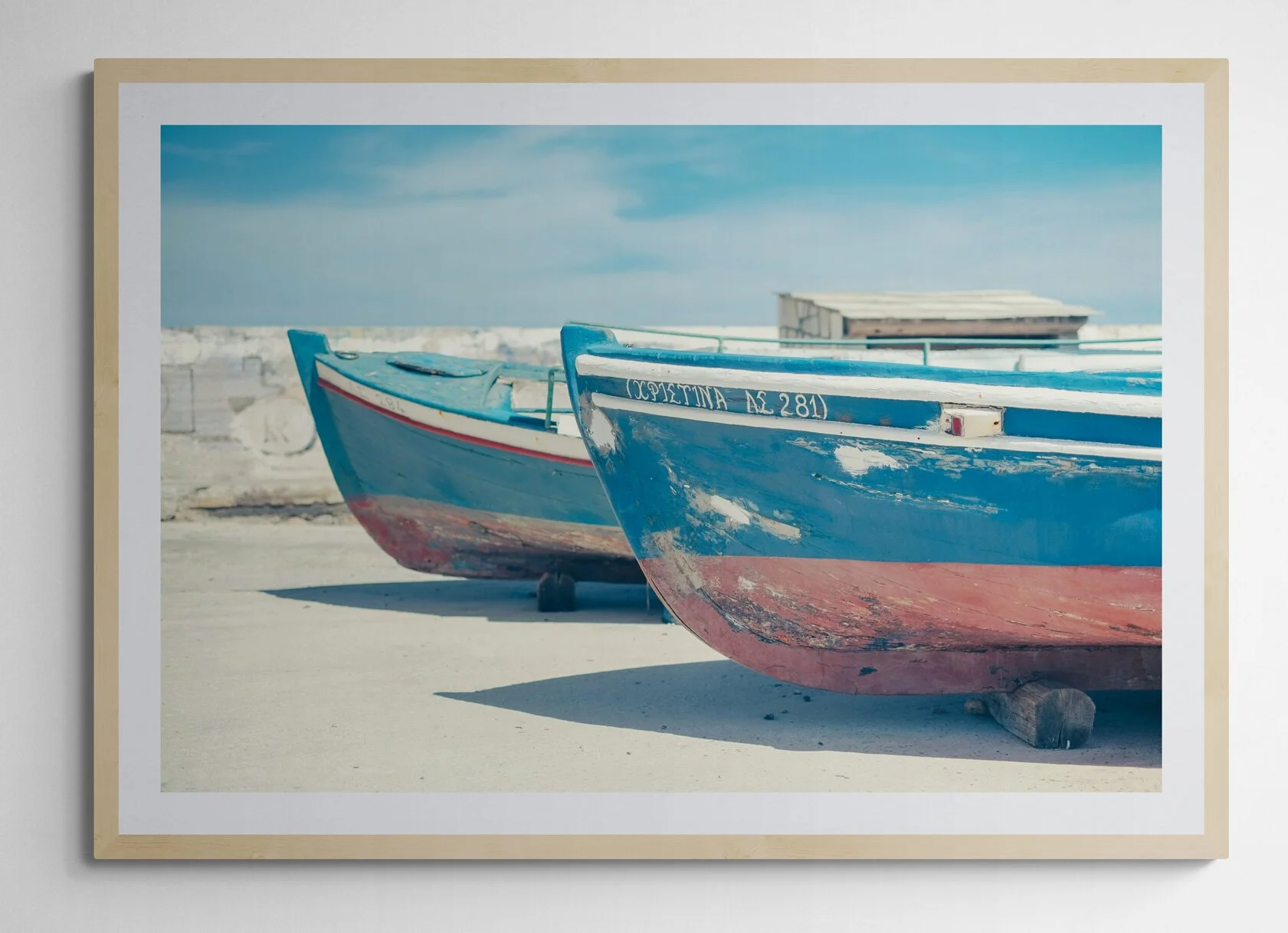 man-standing-next-to-an-empty-wall (24).jpg