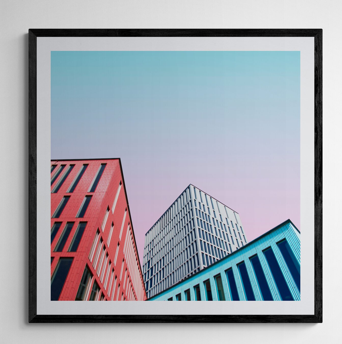 man-standing-next-to-an-empty-wall (21).jpg